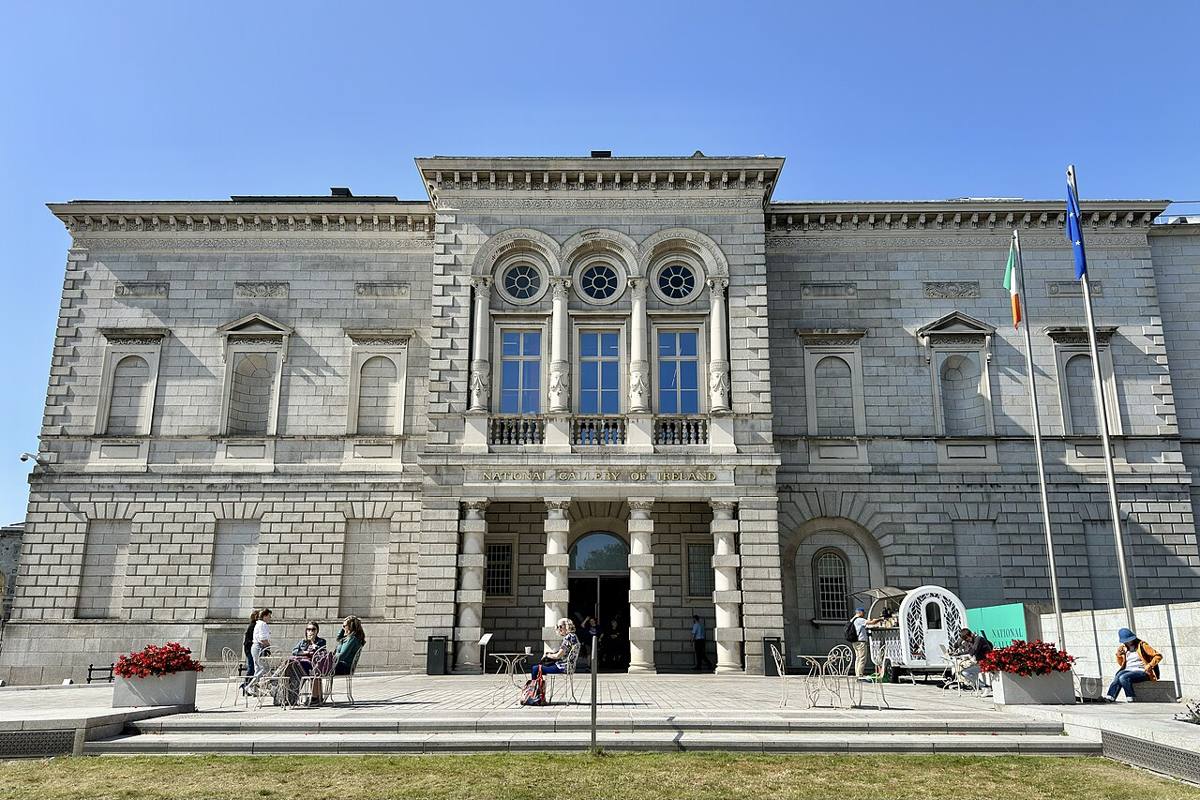 A frontal view of the National Gallery of Ireland facade