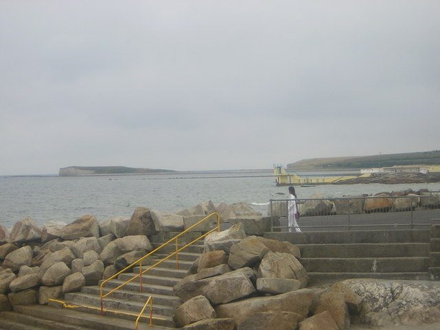 The promenade beside Galway Bay in August 2006