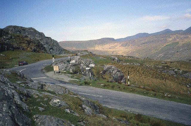 The road junction and mountains at Moll’s Gap in 1992