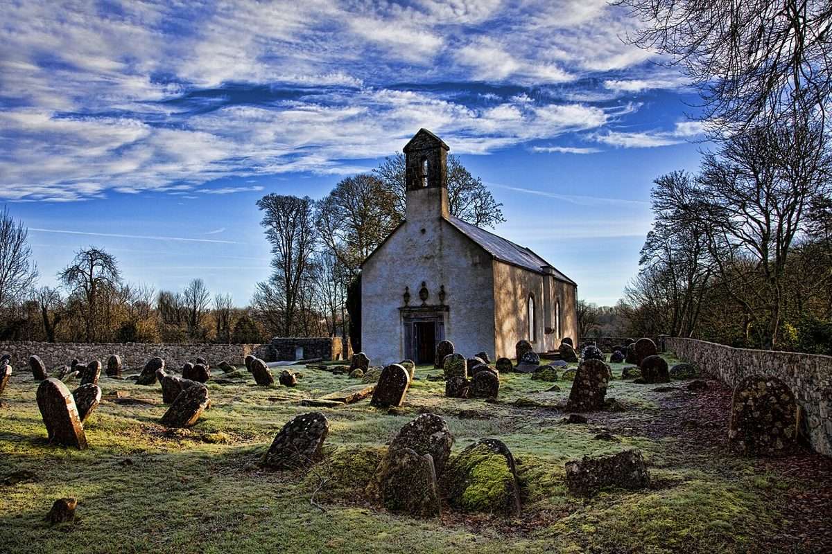 The church and graveyard at Durrow Abbey, County Offaly, on a frosty morning in 2013