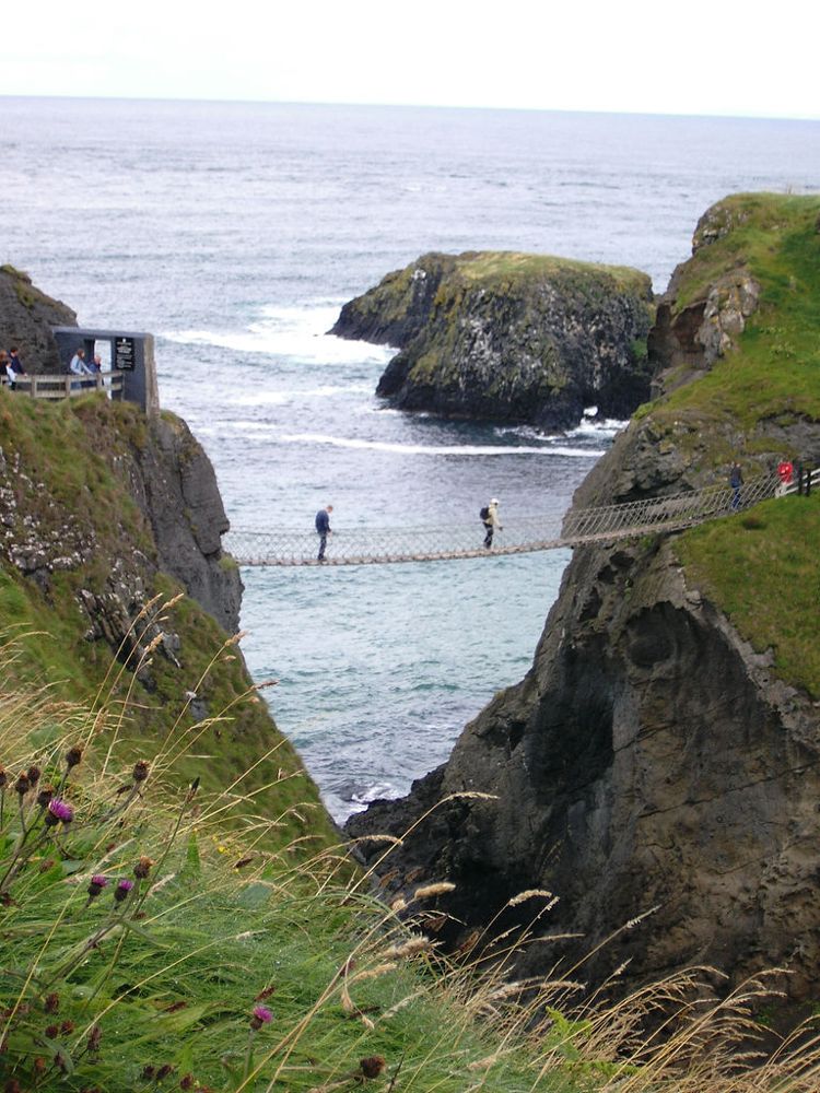 The Carrick-a-Rede rope bridge