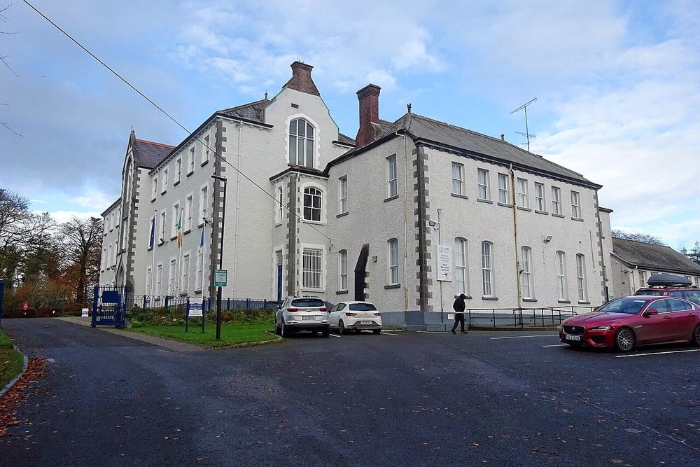 The white frontage of Cavan County Museum in Ballyjamesduff