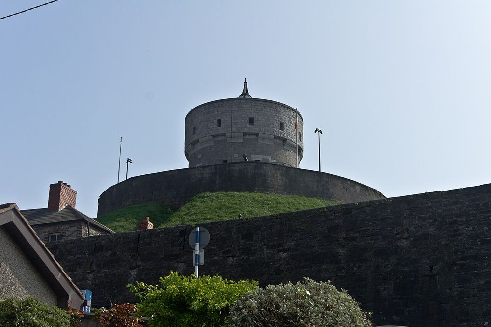Millmount’s round fort above the grassy mound in Drogheda