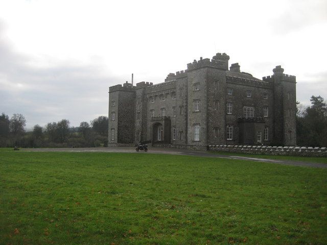 The castellated exterior of Slane Castle