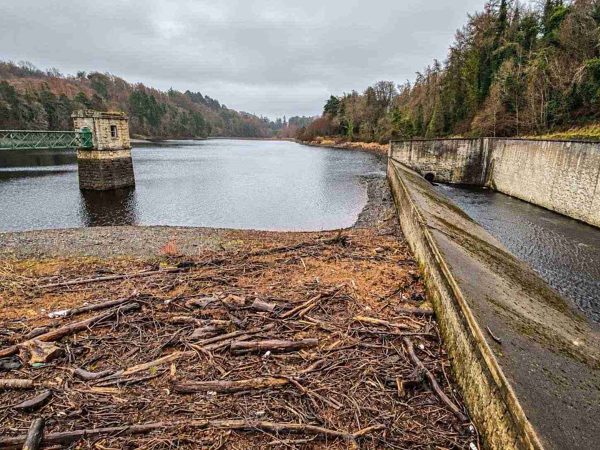 AI illustration of Glenasmole (Bohernabreena) Reservoir Walk based on a credited source photograph