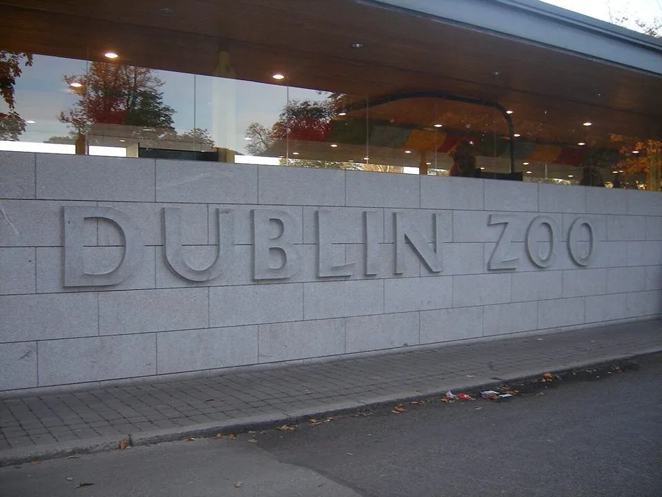 Dublin Zoo’s entrance wall and visitor building in 2006
