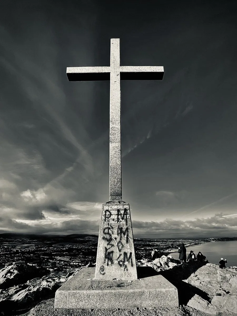 The summit cross on Bray Head in black and white